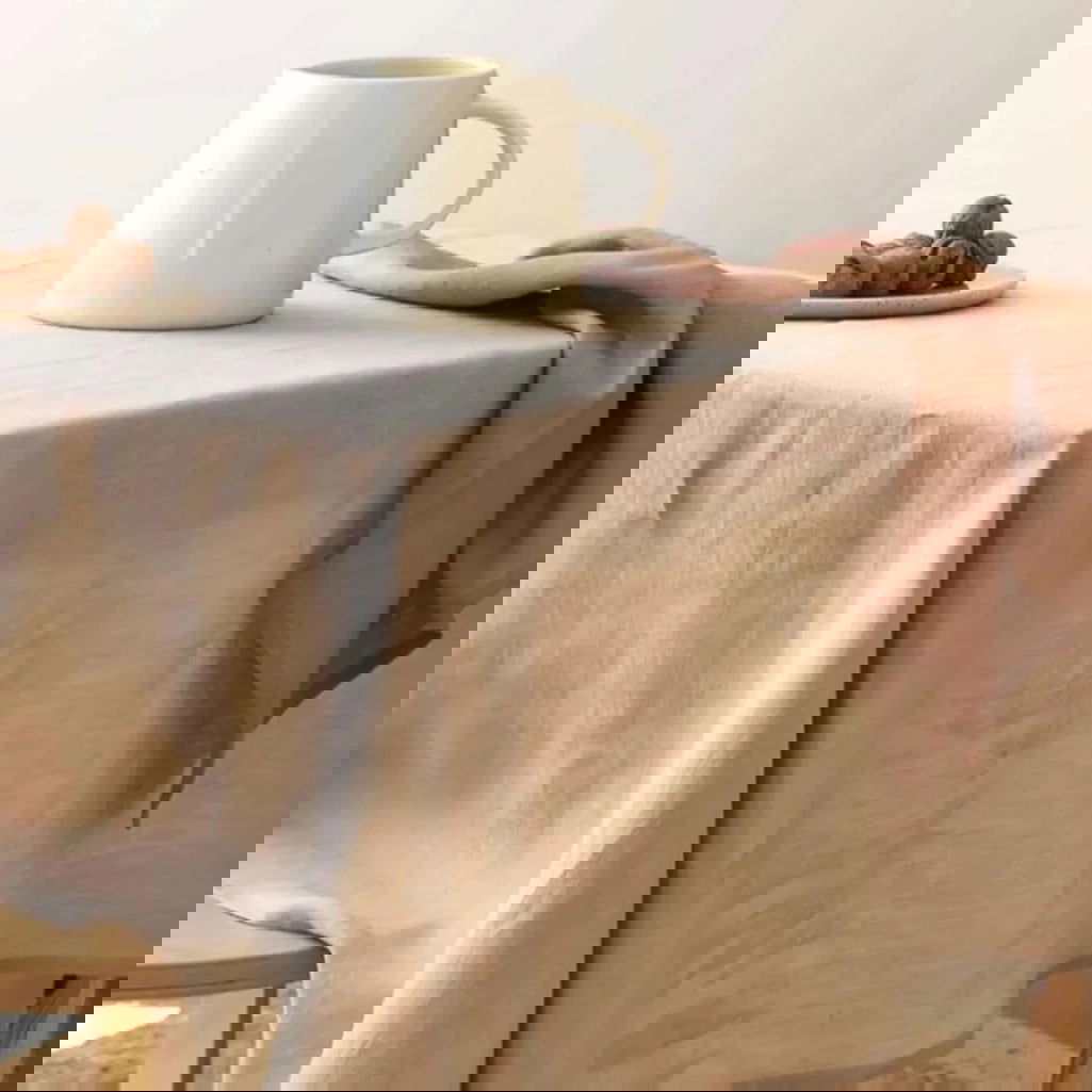 Nappe en lin carrée unie beige