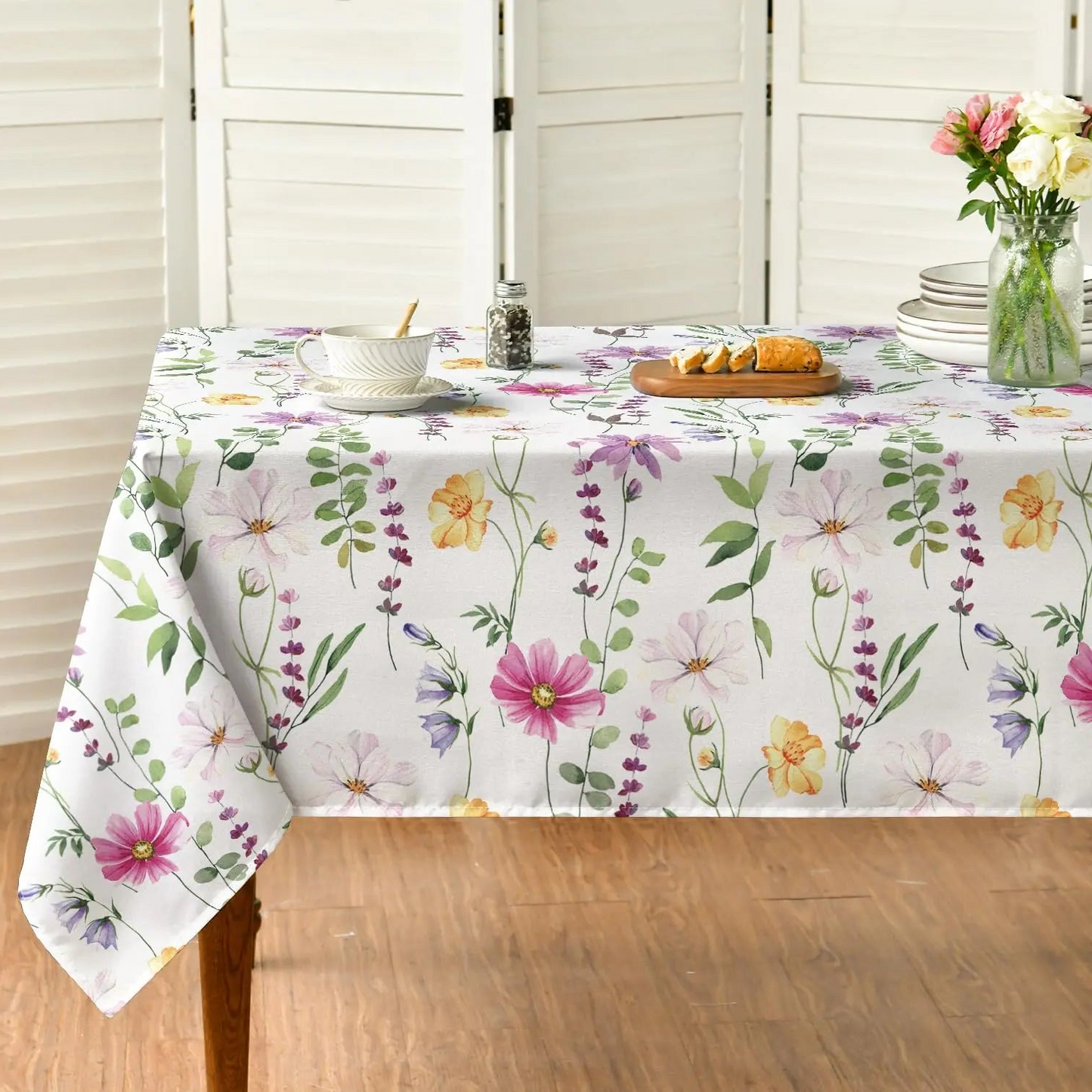 Nappe fleurie polyester déperlant à fleurs et brindilles printanières
