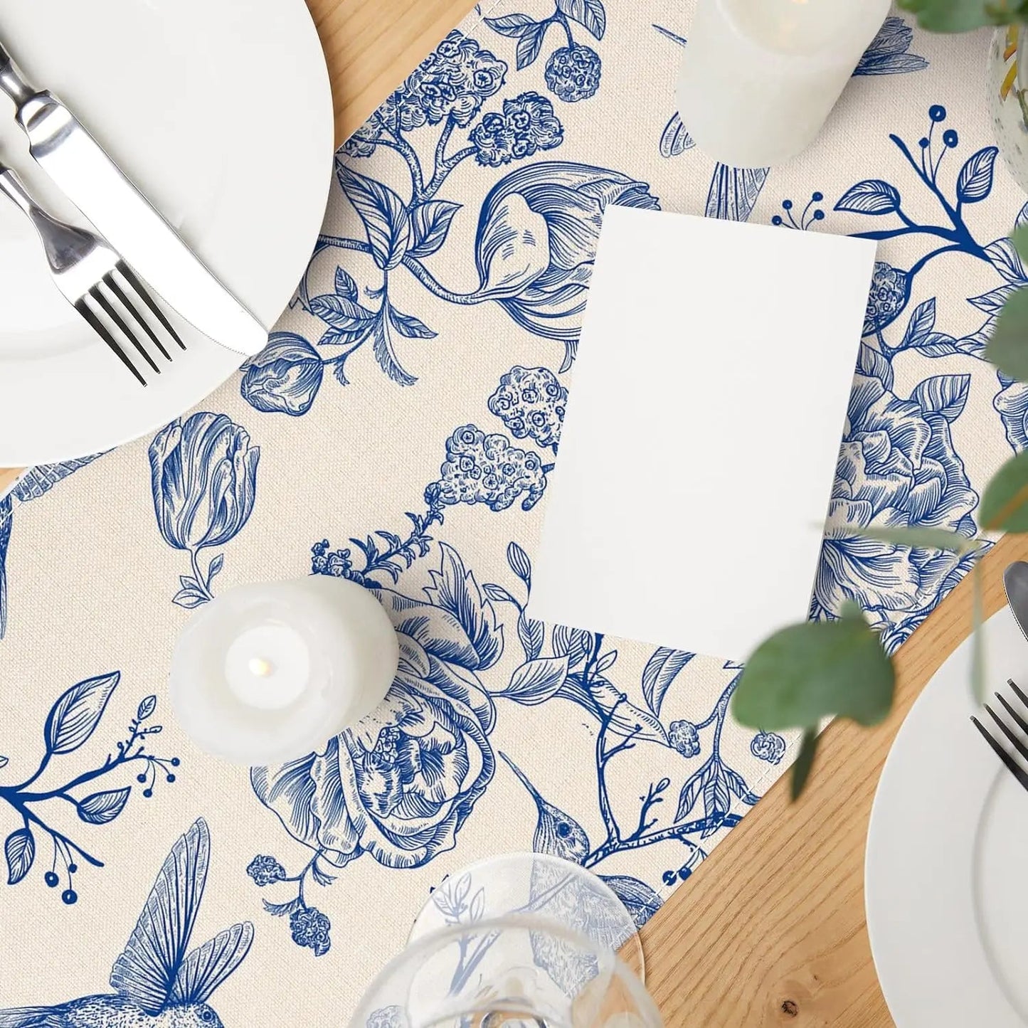 Chemin table imprimé en lin blanc motif Colibris