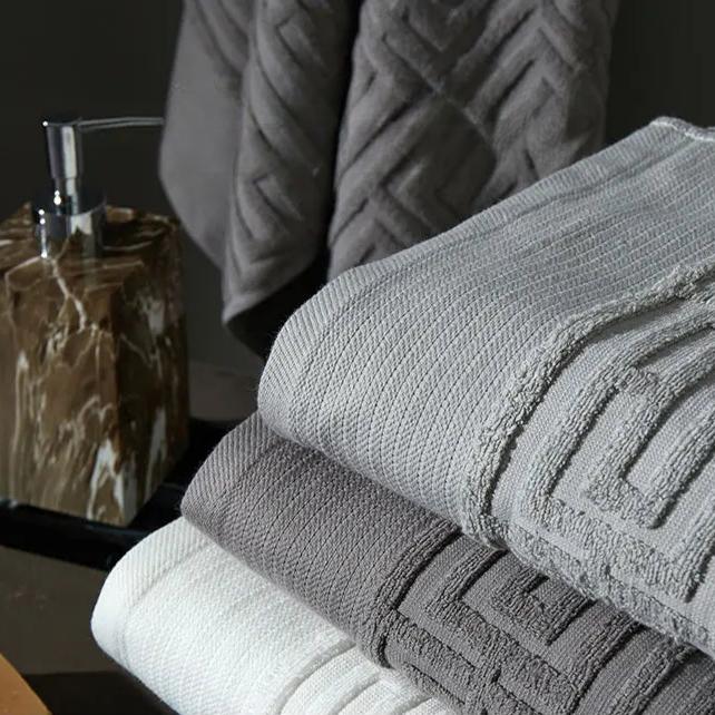 Drap de Bain Jacquard en coton 4 coloris (360gr-75x150)
