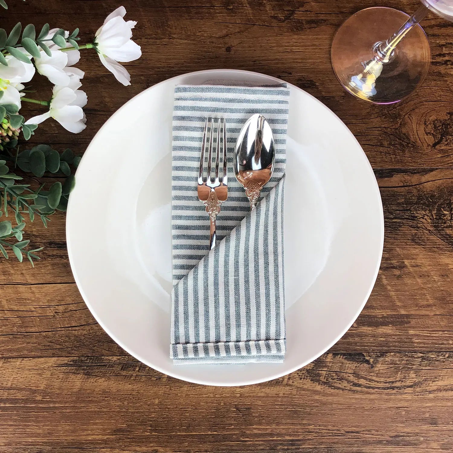Lot de 12 serviettes de table Tartan rayé en polycoton lin noir 43x43