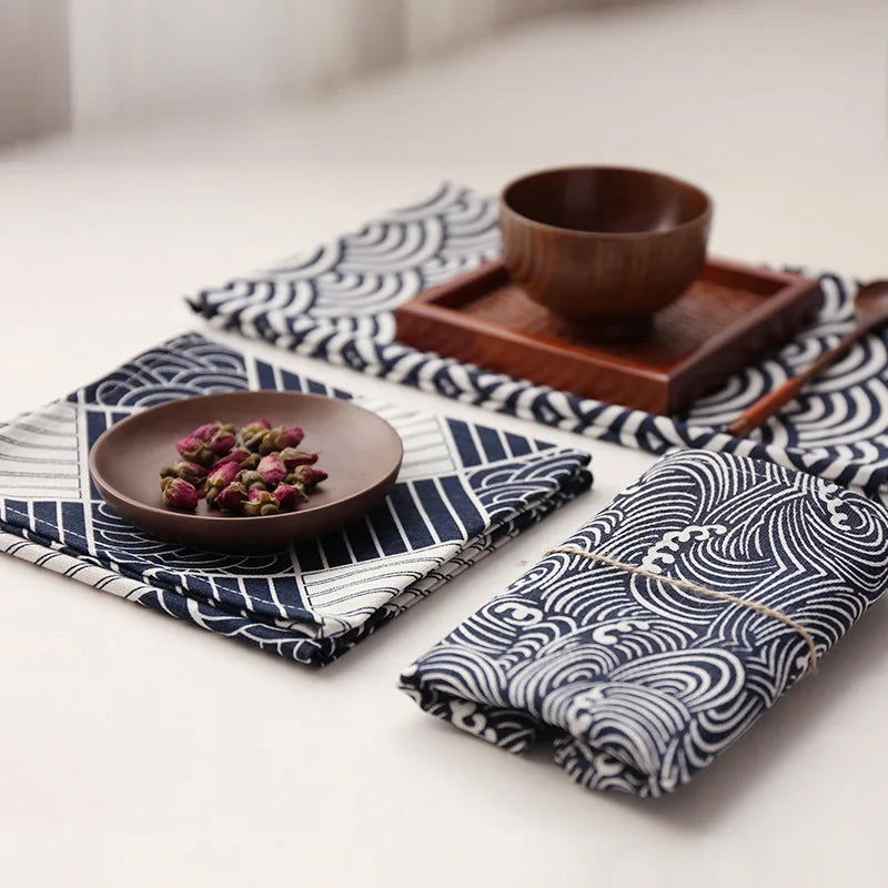Lot de 4 Serviettes de table en polycoton imprimé motifs style japonais 30x35