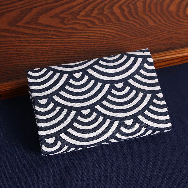 Lot de 4 Serviettes de table en polycoton imprimé motifs style japonais 30x35