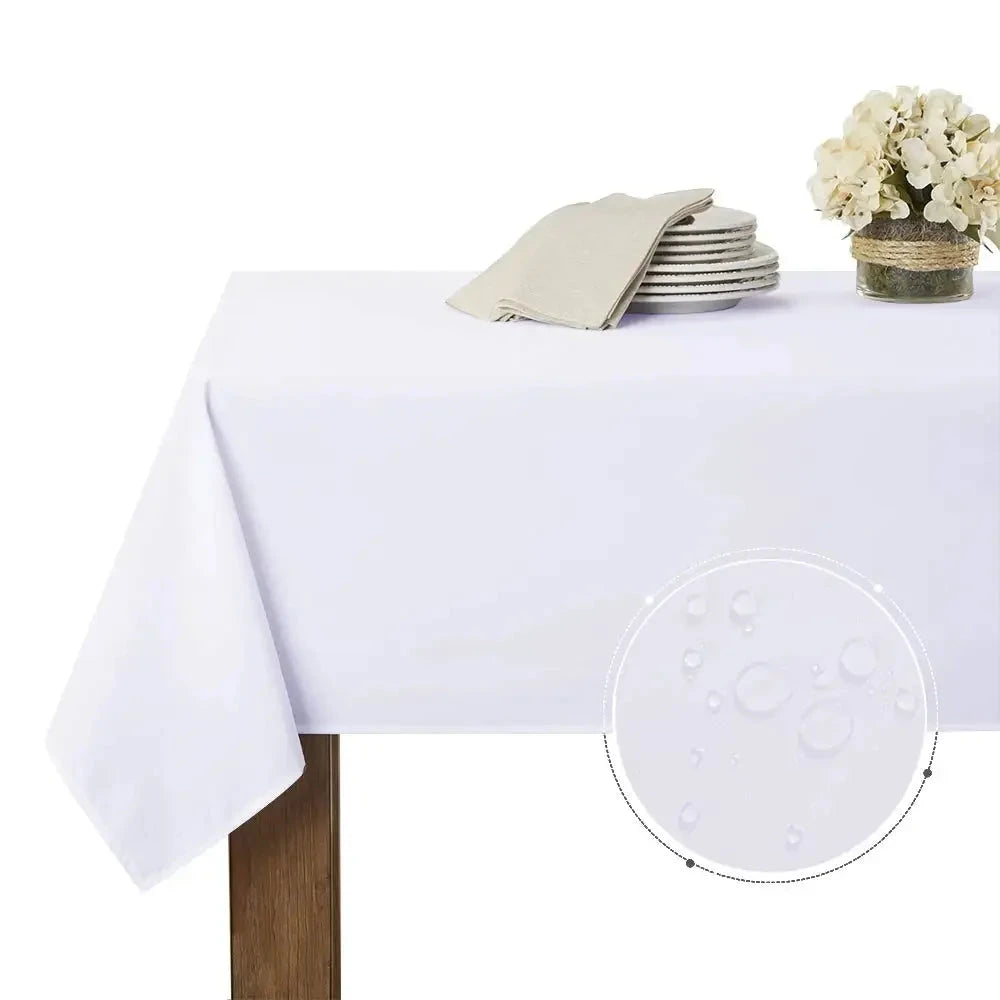 Nappe anti-tâche en polyester blanc