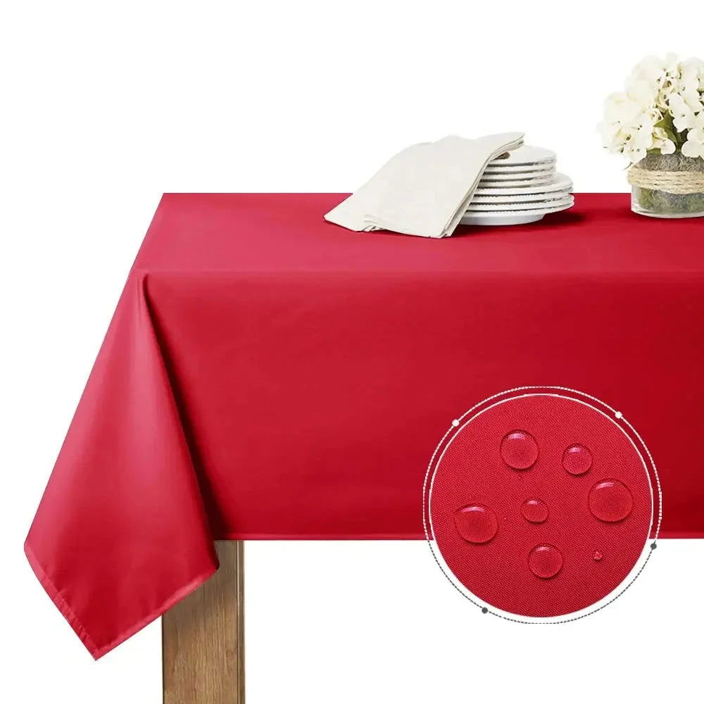 Nappe anti-tâche en polyester rouge