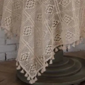 Nappe brodée crochet coton style vintage blanc