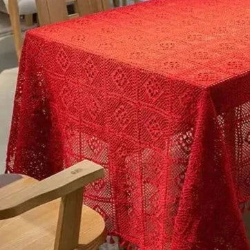 Nappe brodée crochet coton style vintage rouge