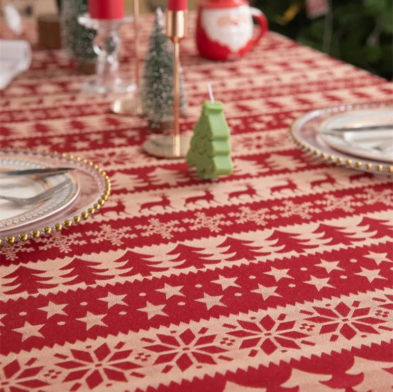 Nappe de Noël Jacquard en polycoton rouge motif Sapins et rênes pampilles