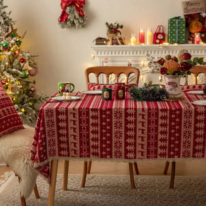 Nappe de Noël Jacquard en polycoton rouge motif Sapins et rênes dentelles