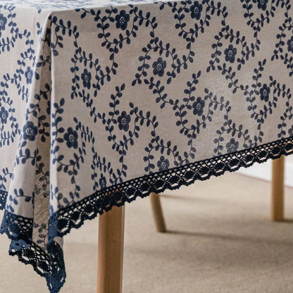 Nappe imprimée en coton lin bordure dentelle style campagne fleurs bleues