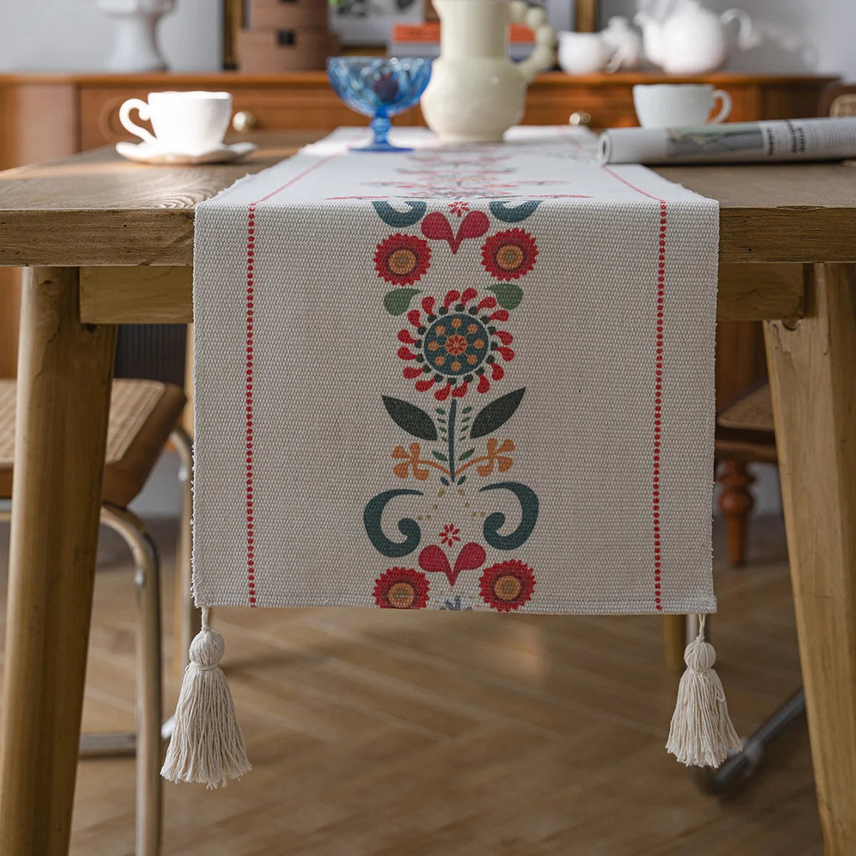 Chemin de table en coton épais imprimé motif Boho à pampilles